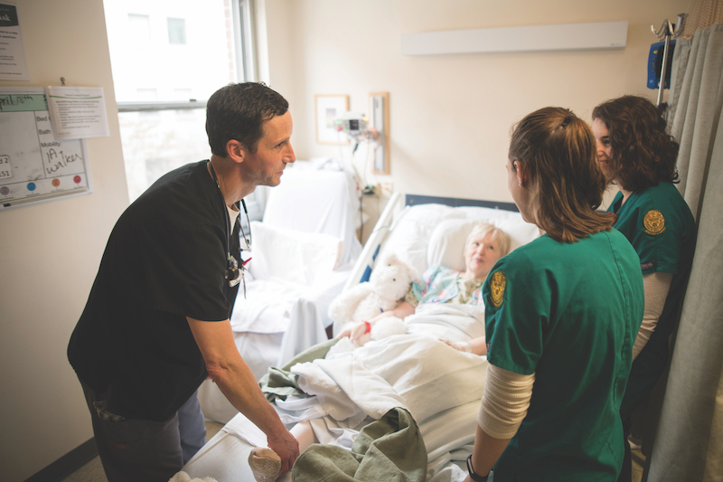 CNHS nurses on rounds at UVM Medical Center