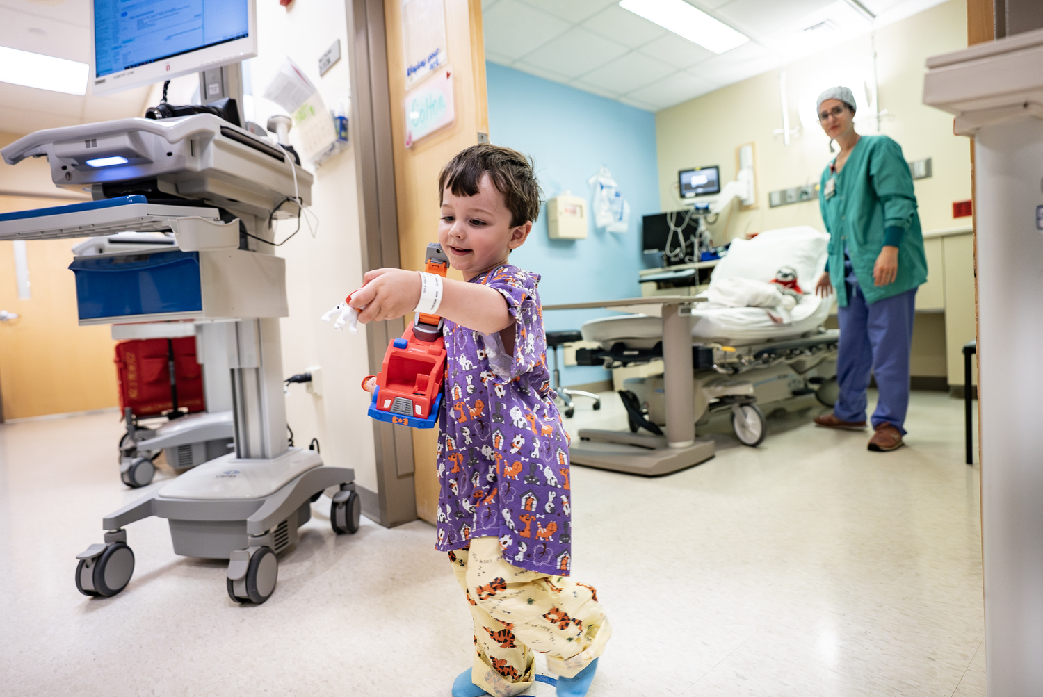 Into the Comfort Zone: Pain Prevention in Pediatrics and a CZ Care Model for Complex Care Adults