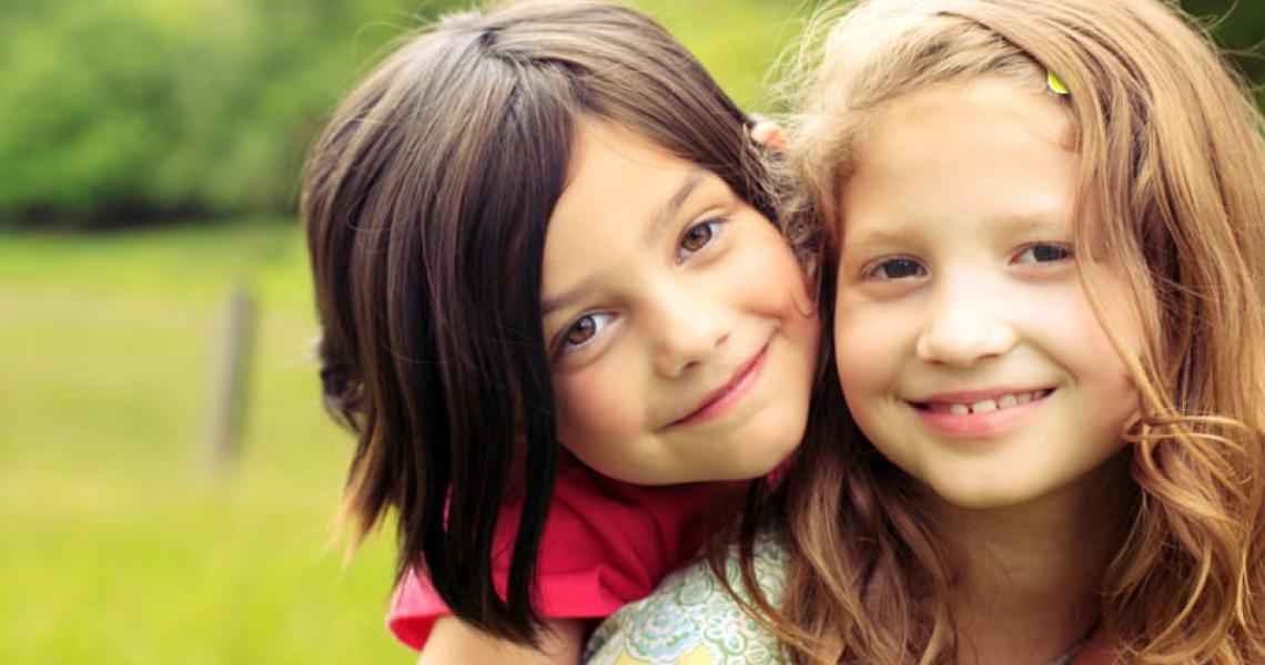 RackCard_4x9_Photo_Blue-Community_Children