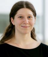 Headshot Julia Litzky, MD, PhD