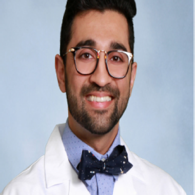 Headshot Moin Hassan